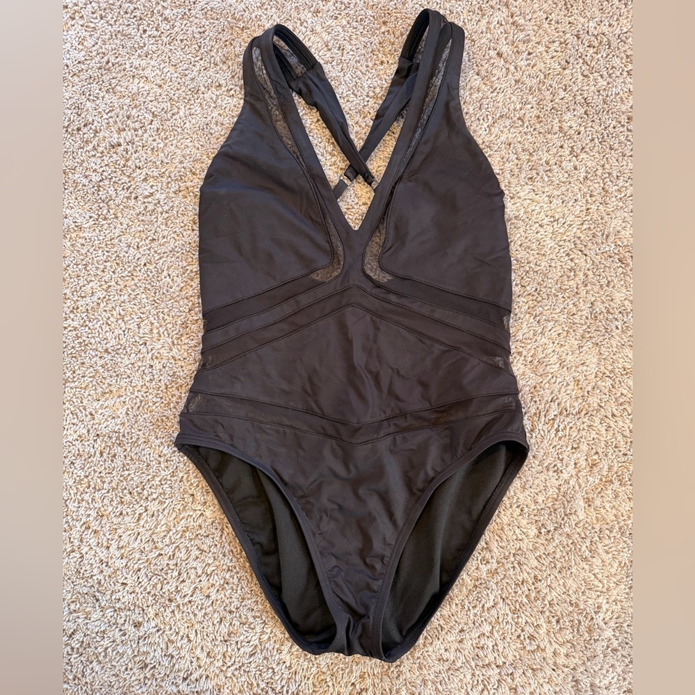 Kenneth Cole All Meshed Up Illusion Swimsuit M